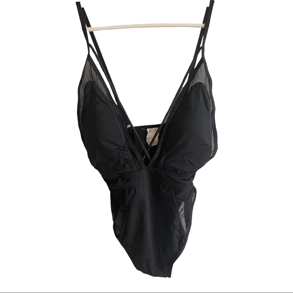 Beach Joy Bikini One Piece NWT Gorgeous Two Material Front Criss Cross
